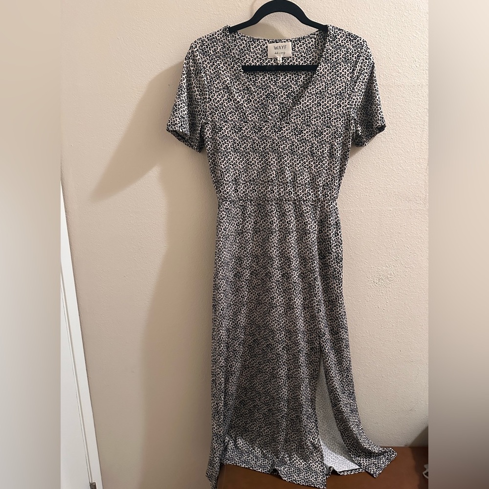WAYF Midi dress